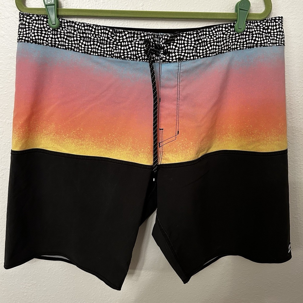 Billabong Recycler Fifty50 Pro Board Shorts Mens Size 36 Beach Swim Trunks